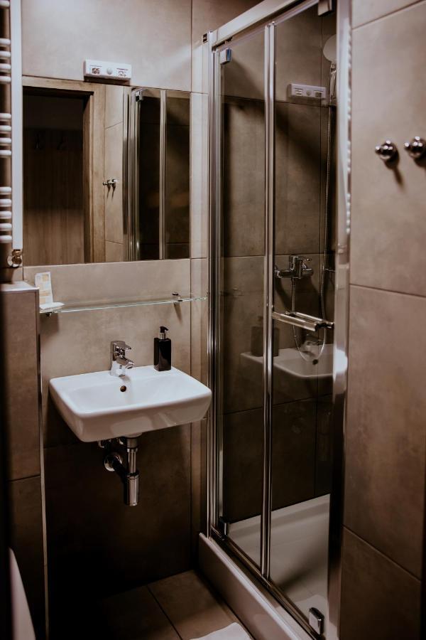 Hotel Greys Polonia Zasutowo Extérieur photo