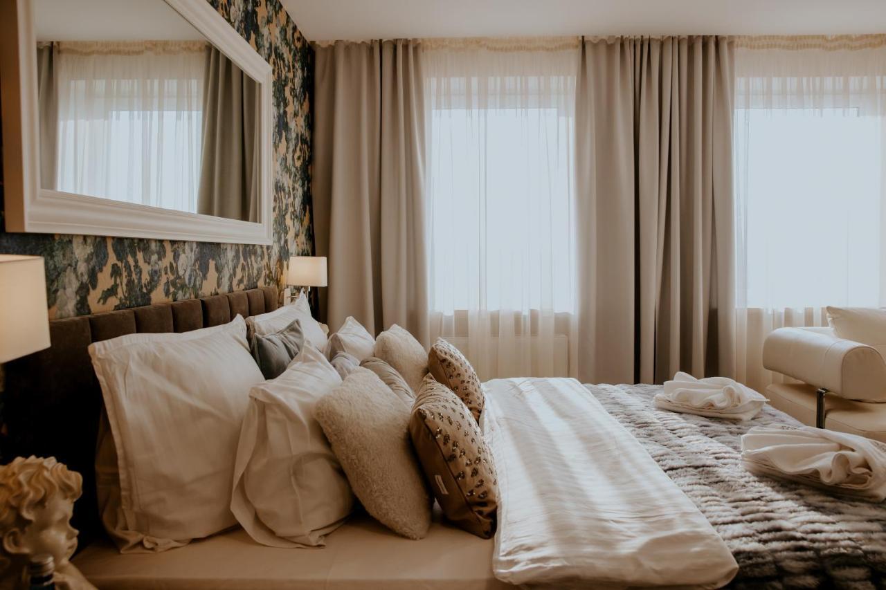 Hotel Greys Polonia Zasutowo Extérieur photo